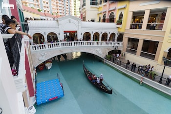luxe in venice the venice residences