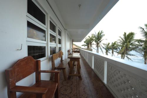 batanes seaside lodge and restaurant