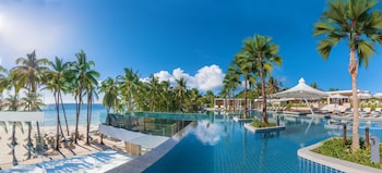 henann crystal sands resort