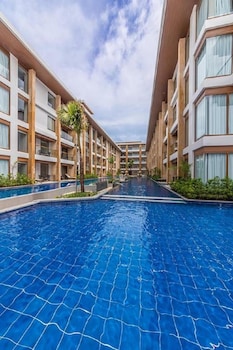 henann crystal sands resort