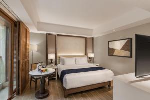 henann crystal sands resort