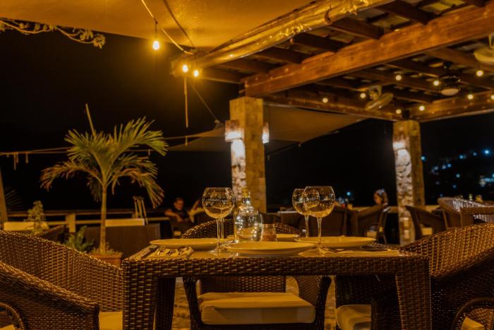 edgewater dive and spa resort