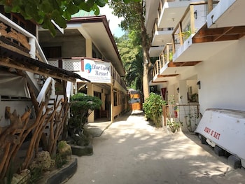 Blue Coral Resort Boracay,Boracay Island>>Boracay,2 star