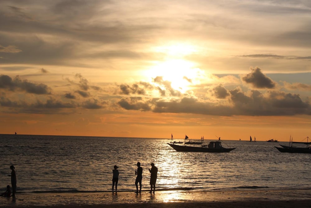 blue coral resort boracay