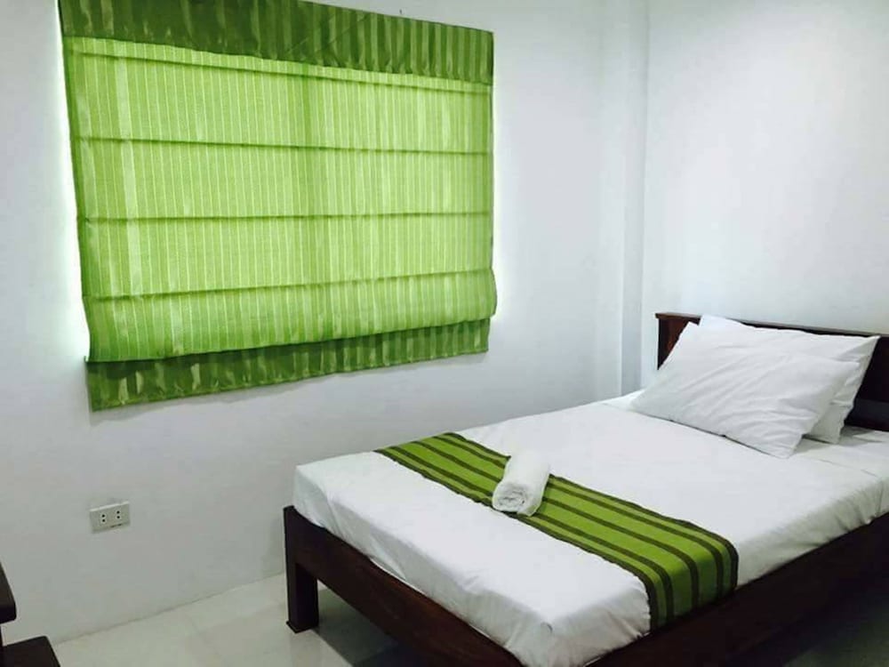 hotel lola natividad