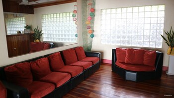 Coral Dive Resort,On The Beach,2.5 star
