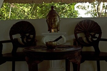 iris island eco resort