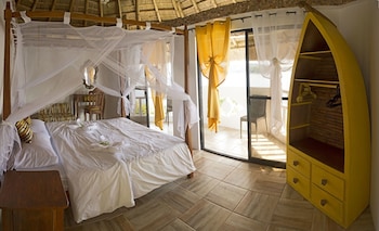 iris island eco resort