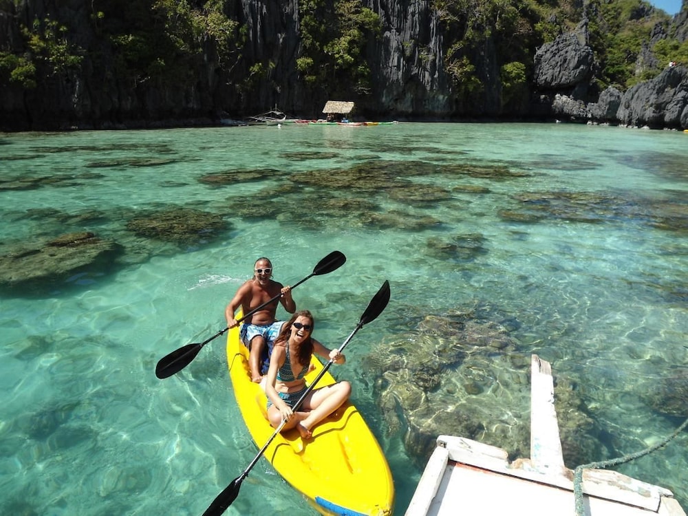 iris island eco resort