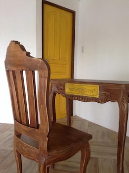 iris island eco resort