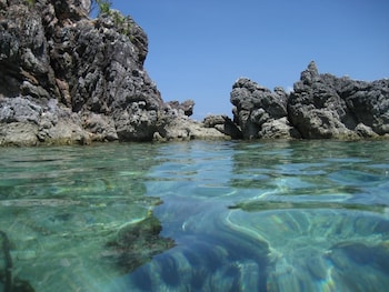 iris island eco resort