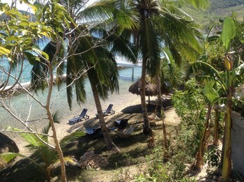 iris island eco resort