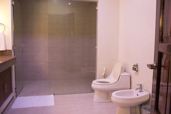 costa palawan resort