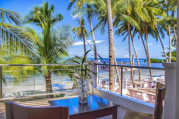 costa palawan resort