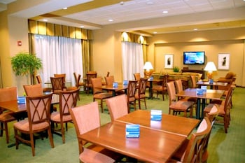 Hampton Inn Calera,Birmingham>>Alabaster,3 star