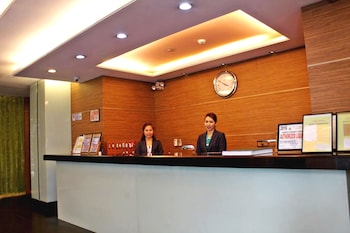 vista hotel cubao