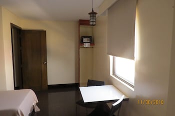 vista hotel cubao