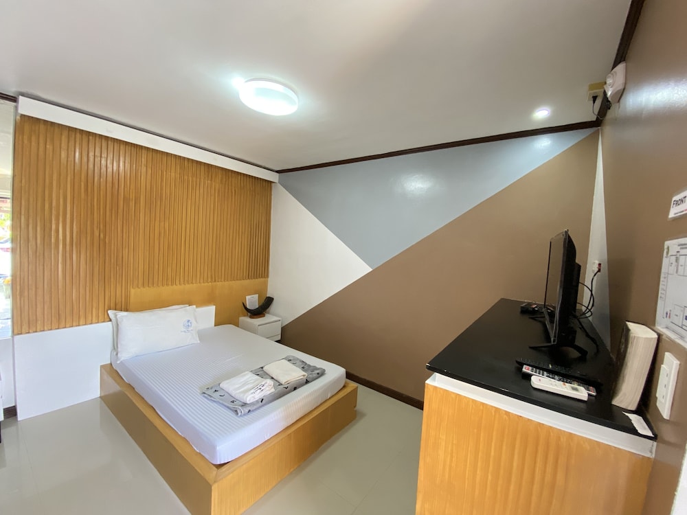 pacific waves inn