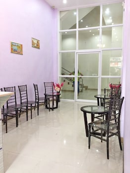 meaco royal hotel lipa