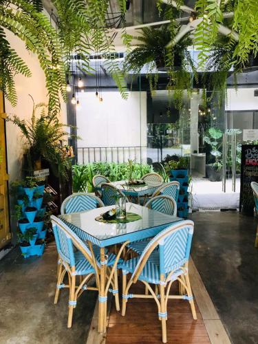 containers by eco hotels