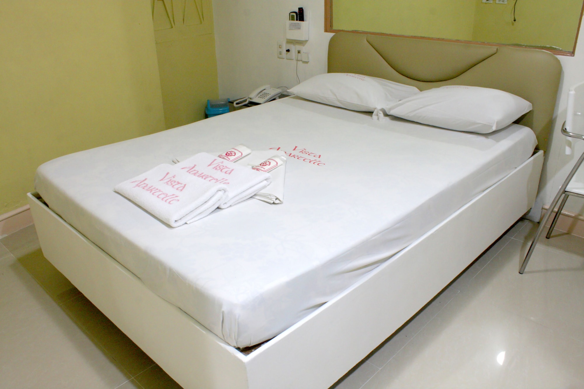 vista apartelle and restaurant