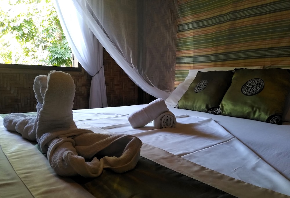 nypa style resort camiguin
