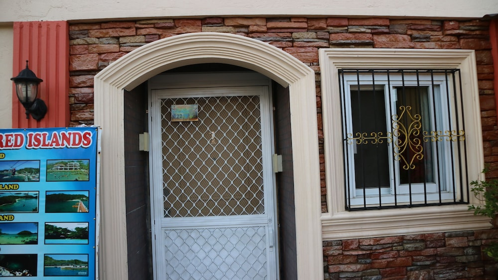 v hauschild transient house b