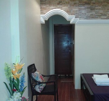 v hauschild transient house b