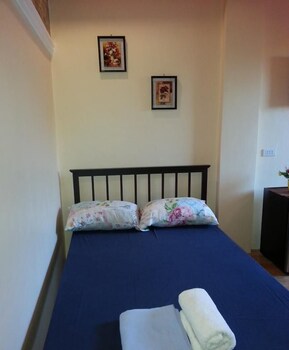 v hauschild transient house b