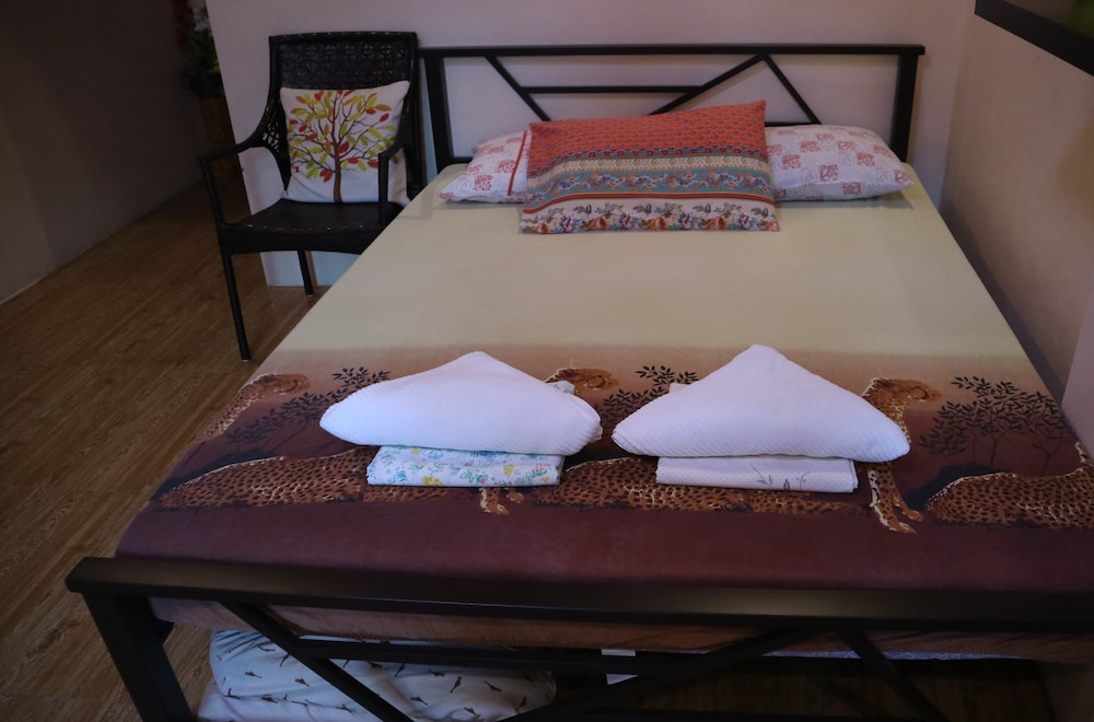 v hauschild transient house b