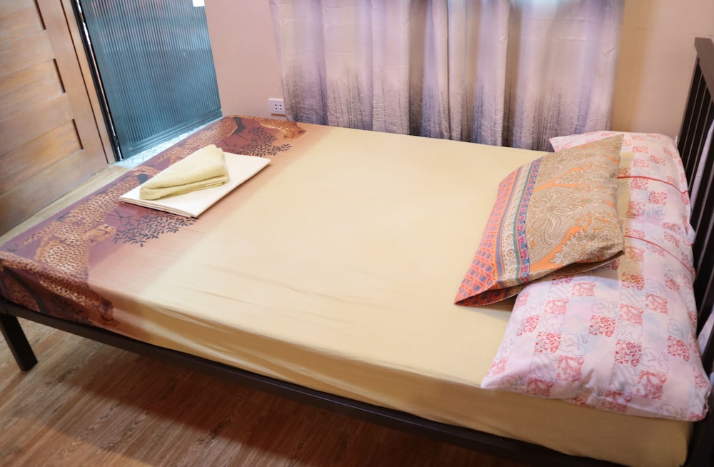 v hauschild transient house b