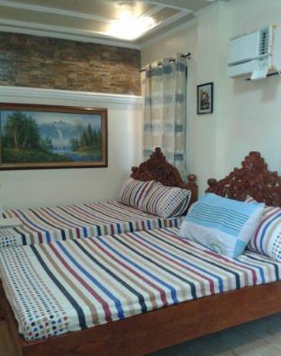 v hauschild transient house b