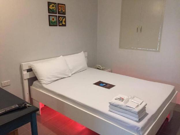 dianne gardens hotel