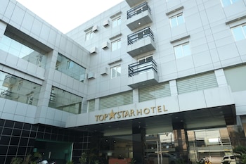 top star hotel