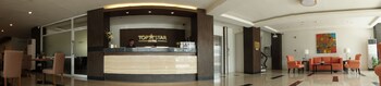 top star hotel