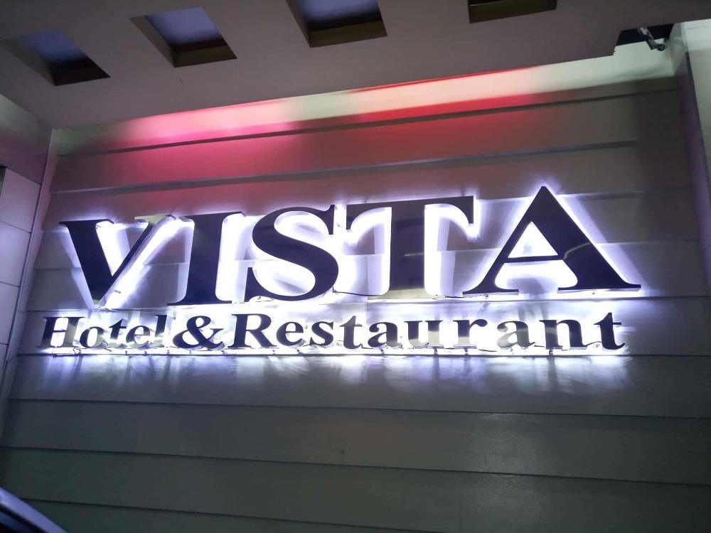 vista hotel recto