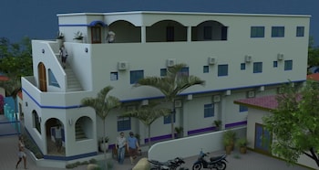 D' Gecko Hotel,Near Panagsama Beach,3 star