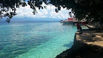 D' Gecko Hotel,Near Panagsama Beach,3 star