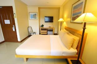 trace suites by sms hospitality