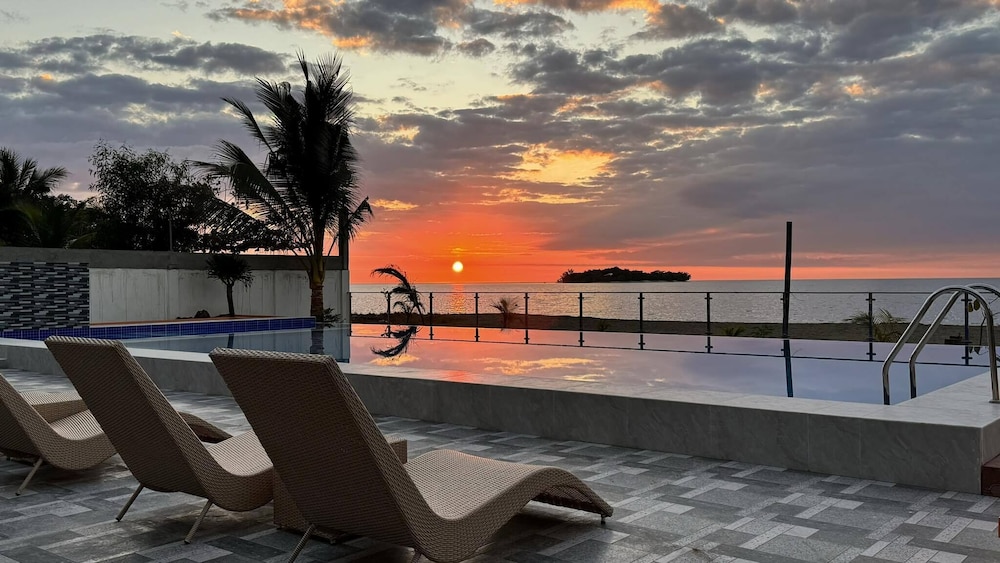 istana baylon resort