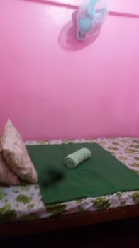 cvnb bed and bath hostel