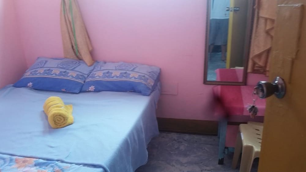 cvnb bed and bath hostel