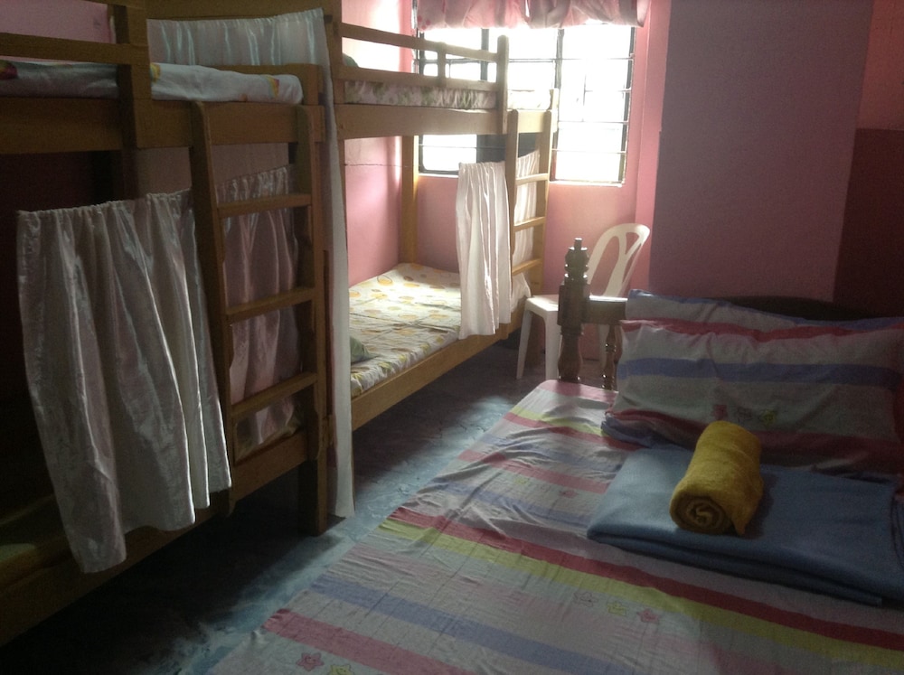 cvnb bed and bath hostel