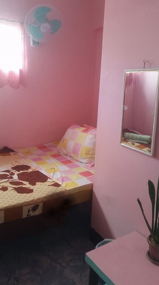 cvnb bed and bath hostel