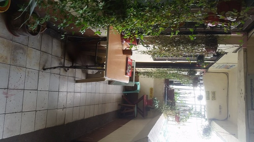 cvnb bed and bath hostel