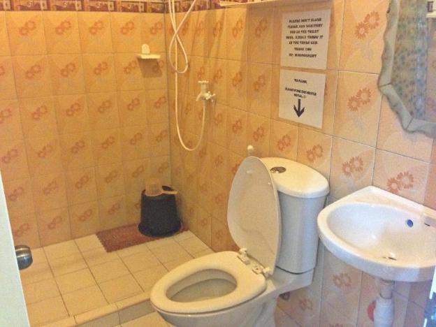 lolo oyong pension house