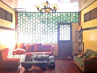 lolo oyong pension house