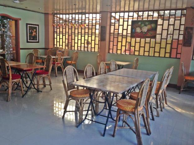 lolo oyong pension house