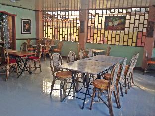 lolo oyong pension house