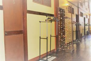 lolo oyong pension house